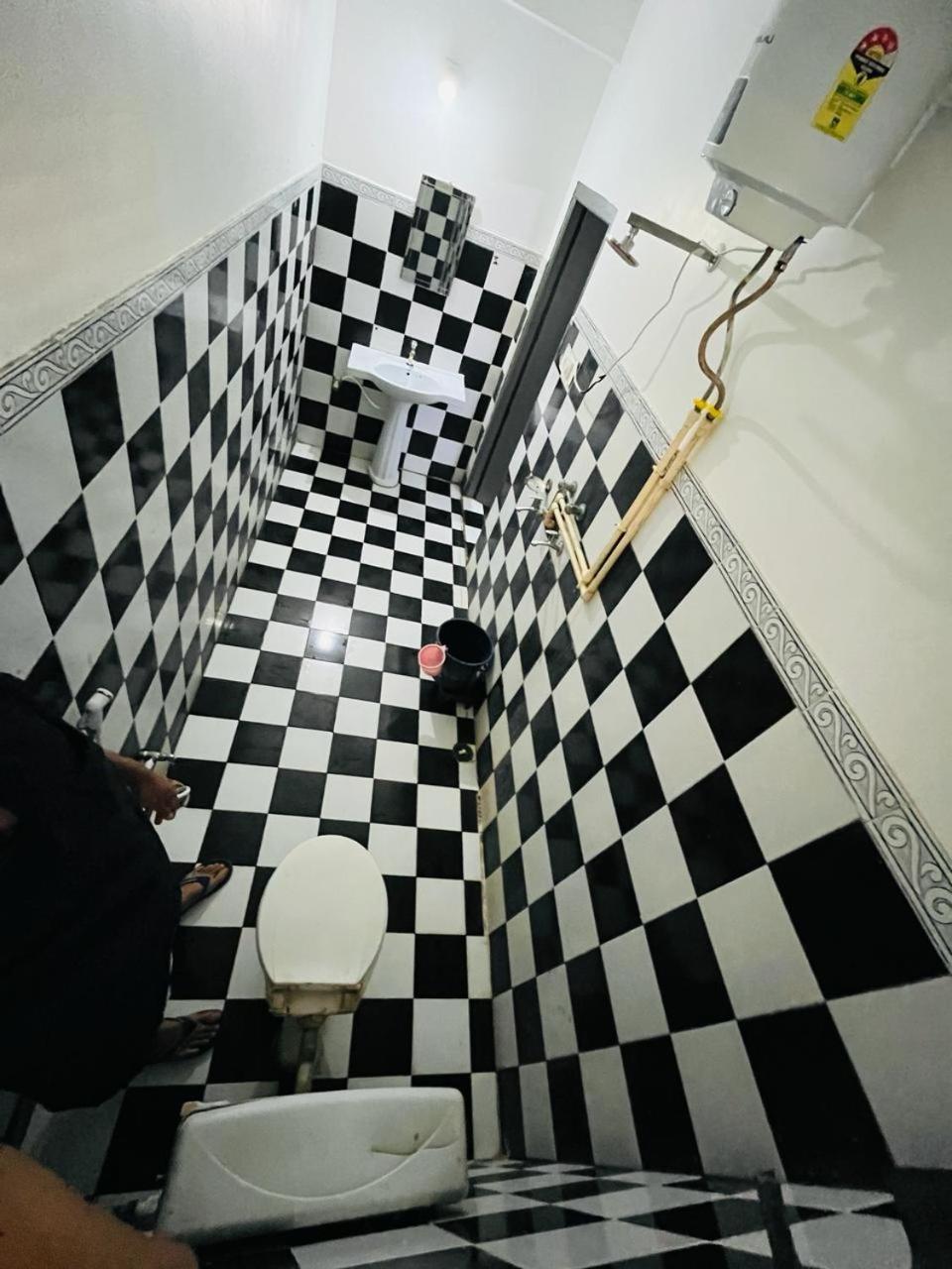 Hotel Vip อุเดเปอร์ ภายนอก รูปภาพ