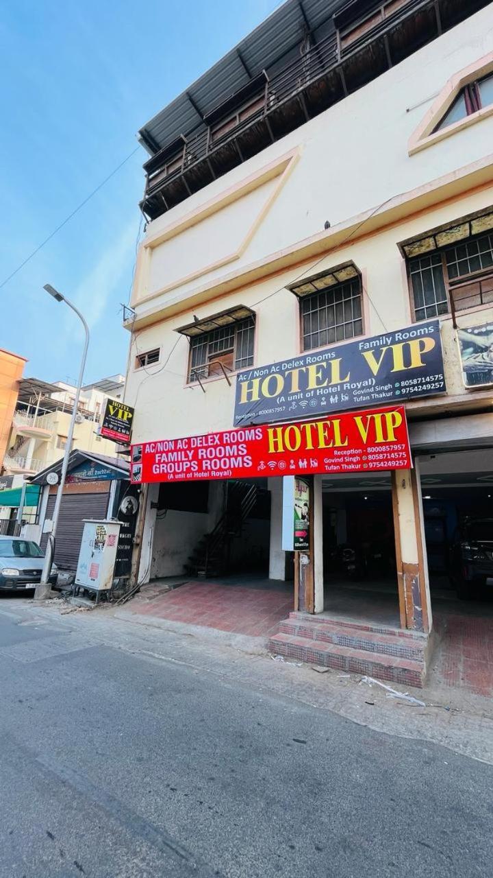Hotel Vip อุเดเปอร์ ภายนอก รูปภาพ